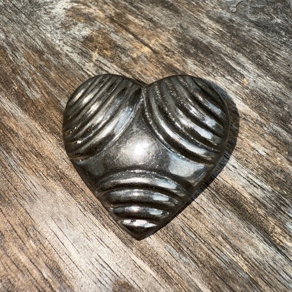 925 Sterling Silver Accessories - Vtg Mexico 925 Sterling Silver Puffy Heart Love Pendant Brooch